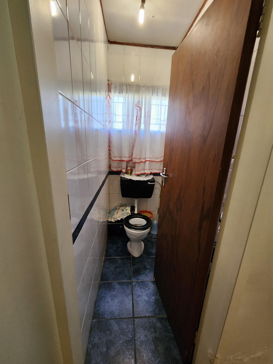 5 Bedroom Property for Sale in Sasolburg Ext 5 Free State